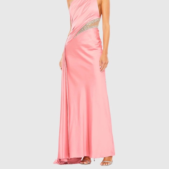 ✔️#65B BNWT MAC DUGGAL
One Shoulder Embellished Satin Gown #2210 - Picture 4 of 8